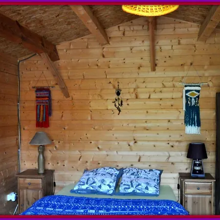 La Cabane De L Indien בקתה